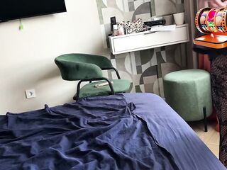 Truth or Dare with My Step-Sister- Ripped Her Tights and Came in Her Cunt