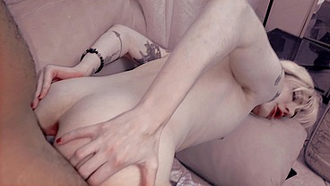 FEMBOYZINHA SAFADA DÁ PRO CUNHADO NEGÃO DOTADO - COMPLETO NO RED - FEMBOY DORIAN DRAKE