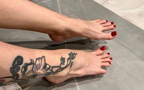 Spit on Bare Feet with Long Toes