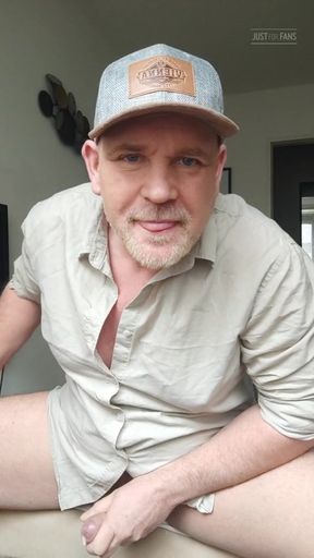 Stepdaddy Show off His Big Dick