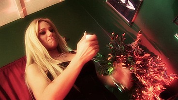 Next, the blonde gets fisted, while giving her girlfriend cunnilingus, until they get facialed