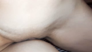 Села клитором на сосок и кончила за 30 секунд - IkaSmokS