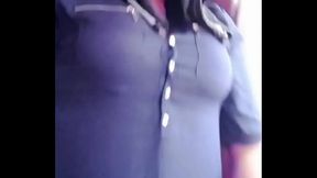 Liseth no aguanta las ganas de mostrar su pene