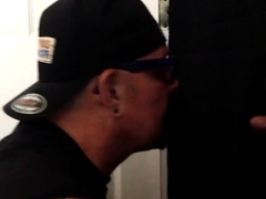 Gloryhole mature guest gives deepthroat