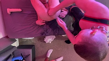 THREE LITTLE PIGGIES