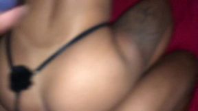 estou comendo a mulher do meu amigo novinha pelo sem ele saber