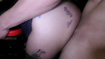 How beautiful to have a who takes your ass like this, fills it with milk, lets you clean it with his mouth and ends up in your throat, extreme pleasure
