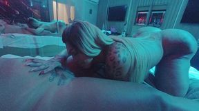 trenzinho no motel: leitada tripla no anel enquanto ela chupava a xota peludinha