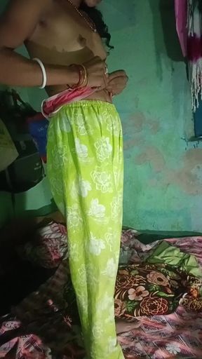 Desi girl ka boor pehli bar dekha maja aa gaya