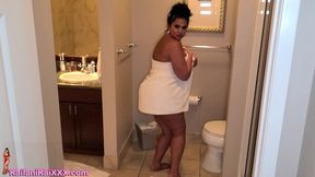 kailani kai handles finny s package