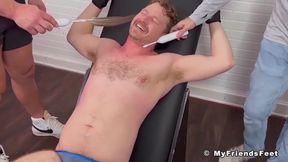 Daddy’s tickle torture ruined me dripping wet while he teased my hole with his feet
