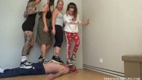 2244 Sneakers trampling with Noemie Lysa Jina Ozzora