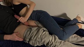 Teen gives best handjob and makes cock cum under 6 minutes