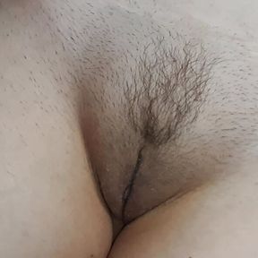 I jerk off to my stepmom&#039;s exciting pussy