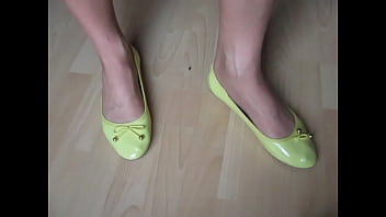 cute little yellow patent leather sabrinas - shoeplay by Isabelle-Sandrine