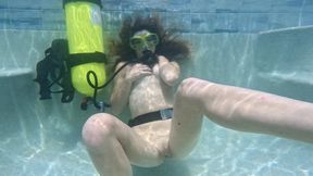 Nathalia Seduces Her Scuba Instructor 1080p