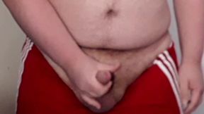 punheta depois do futebol - nada melhor que gozar depois do esporte e de ver meus amigos heteros correndo de short, suados e com o pau balancando - fernando devil solo