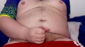 punheta depois do futebol - nada melhor que gozar depois do esporte e de ver meus amigos heteros correndo de short, suados e com o pau balancando - fernando devil solo