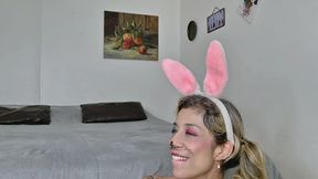sexy harley quinn easter bunny cosplay fisting ass and pussy and drinking piss