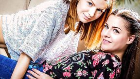 ”Arian & Eveline Dellai Ride Double-ended dildo”