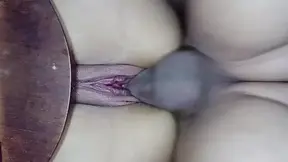 Follo a mi madrastra, cuando papa se va a trabajar (Amateur real)