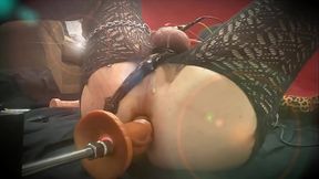 Jett Hoover machine pissing and cumming in own mouth and fucking self with electo stim and machine