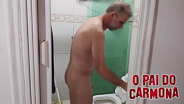 vai um faxineiro ai ?