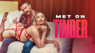 Rubia de culo grande PAWG follada por una polla grande