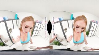 Fit babe Skylar Snow want's to fuck your brains out in the locker room