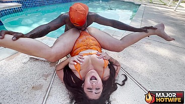Busty Brunette Joise Jaxxon Gets Her Wet Pussy Fucked By Rome Major!