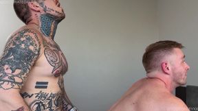 Tatted Dude Fucks Muscle Bottom
