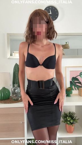 Seductive Italian Teacher Guides You Through an Intimate Experience