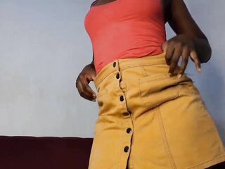 Lascivious ebony hotty with a very priceless butt