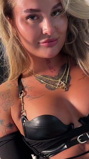 Tatted Blonde Brit Ali Roses Rides Teddy Tarantinos Big Dick