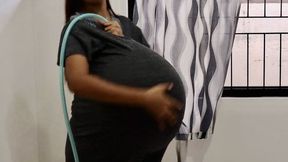 Kate's Pregnant Belly Pump To Pop