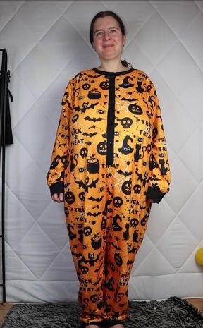 My new halloween pyjama from Shein 2