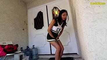 Cheerleader Jade Jantzen pissing white cotton panties