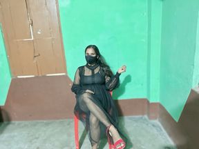 desi village boudi fuck to her devor in bikini