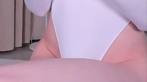 Sweet Eaton Shemale Teasing Her Audience On Cam