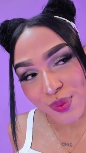 Sexy Juicy Lips