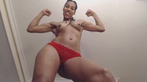 Ebony Giantess Flexing Her Muscles