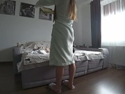 Измена в отношениях. Друг трахает мою жену у меня дома на диване. Реальный