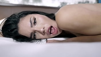 Trans Goddess Kitty swallows Actorfab&#039_s huge cumshot
