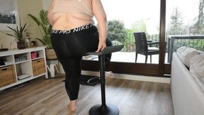 SSBBW weak barstool suspension test!