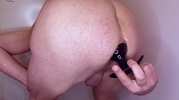 Removing the BRUTUS Open Wide Expander Plug from my pussy