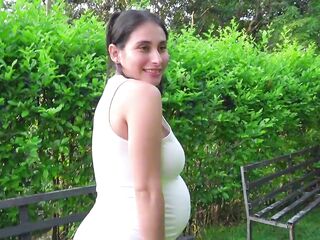 CHALLENGING A PREGGO WOMAN TO USE AN BUTT-RAMMING FOR MONEY