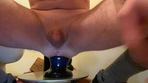 easttnguy22 huge butt plug and milking