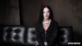 Obedient toy Chlo Luna learns hard lessons in BDSM training