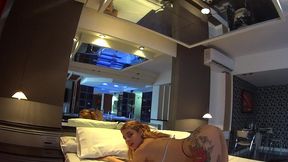 lulitastar en el jacuzzi y ducha tetona de argentina