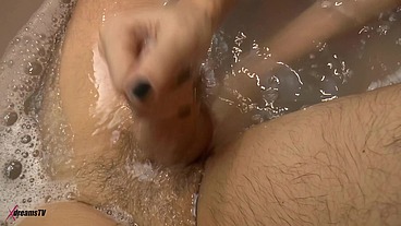 XdreamsTV - Jasmine Rouge - Relaxing Bath With Handjob Pleasure